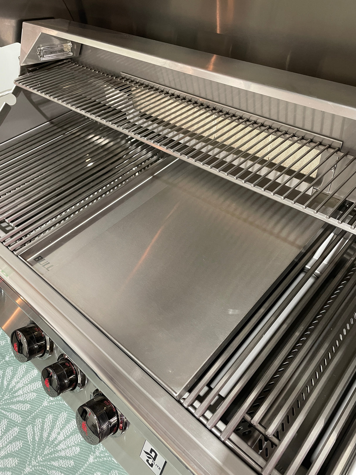 Slide-In Removable Griddle
