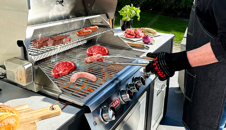 Bull BBQ Grilling Mitts – Because Tea Towels Don’t Cut It